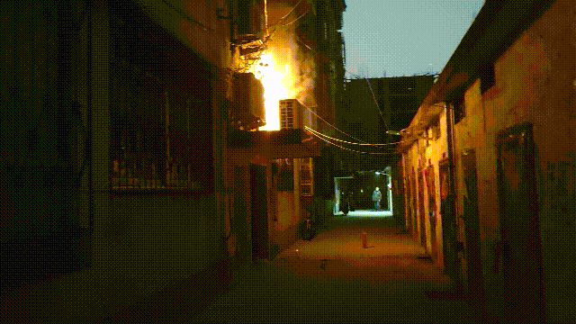 事發(fā)信陽<strong></p>
<p>電表計量箱</strong>，電表箱突然“發(fā)火”:電表計量箱